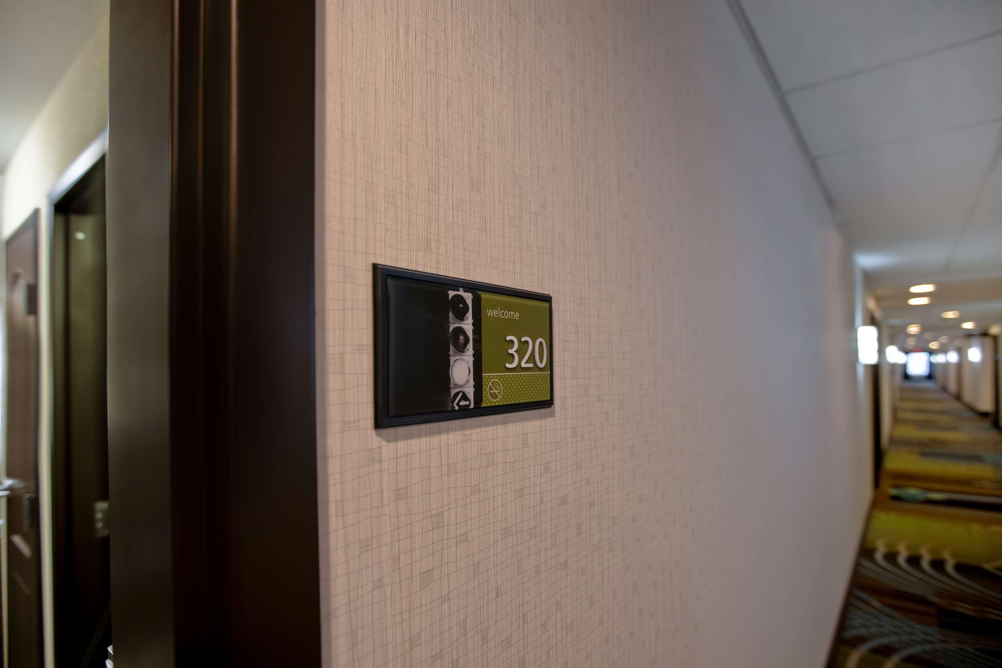 Hampton Inn Dekalb - Near The University Экстерьер фото