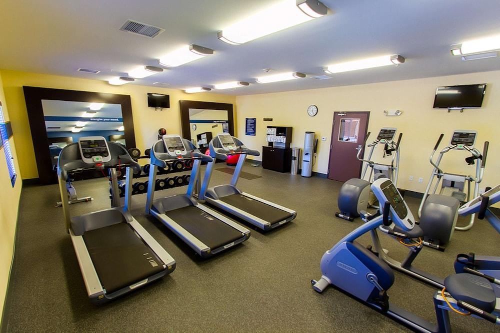 Hampton Inn Dekalb - Near The University Экстерьер фото