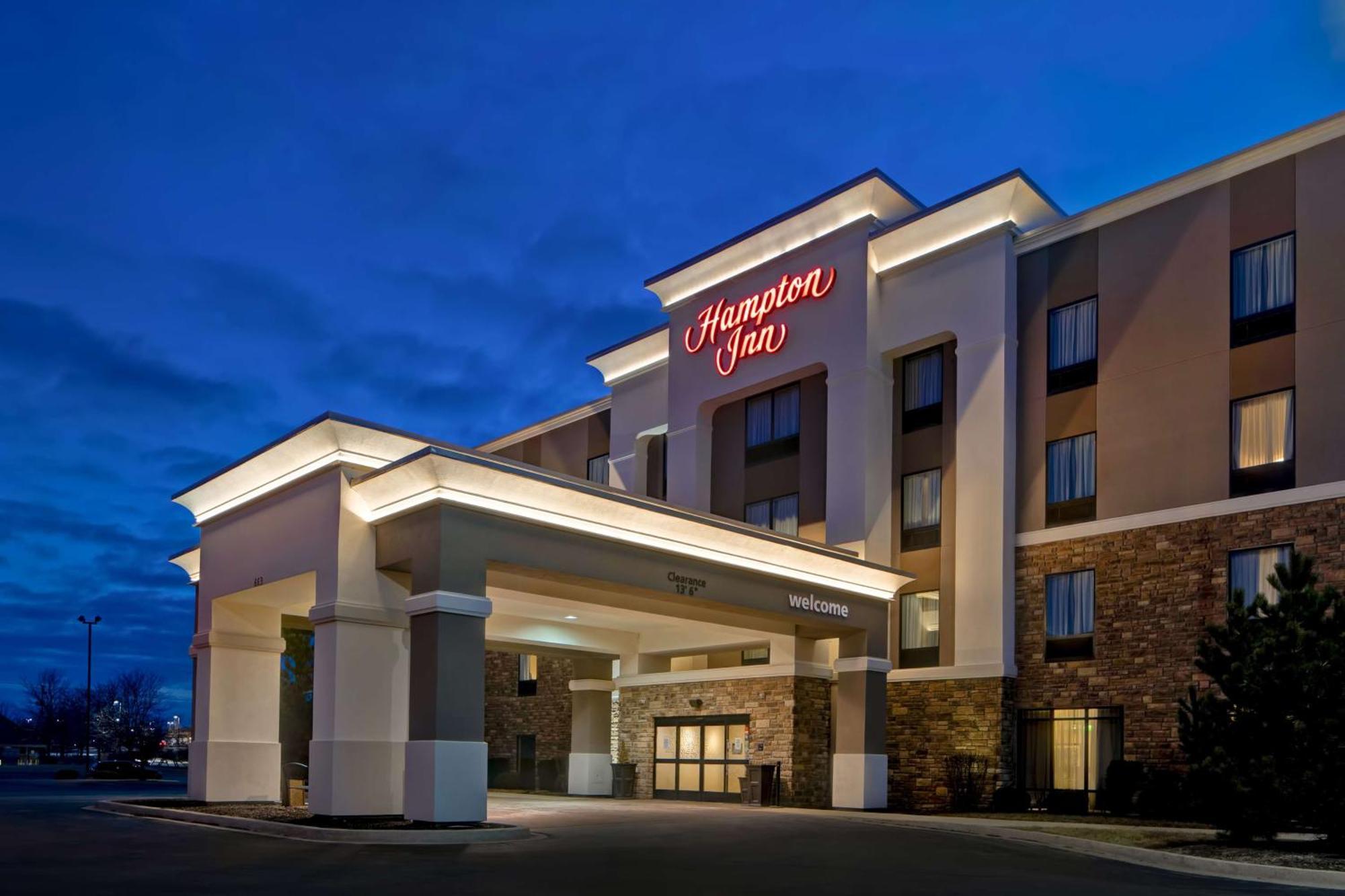 Hampton Inn Dekalb - Near The University Экстерьер фото