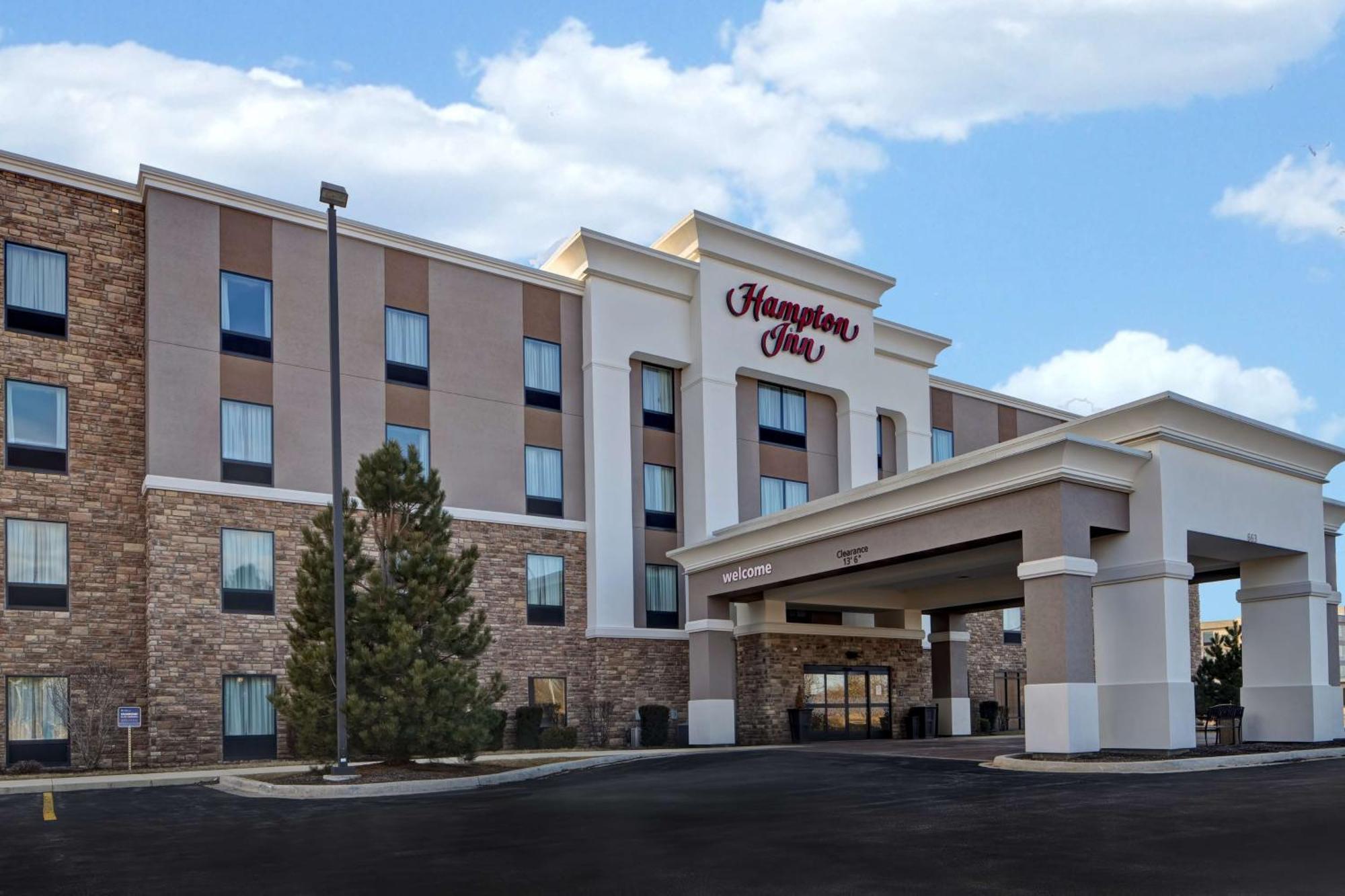 Hampton Inn Dekalb - Near The University Экстерьер фото