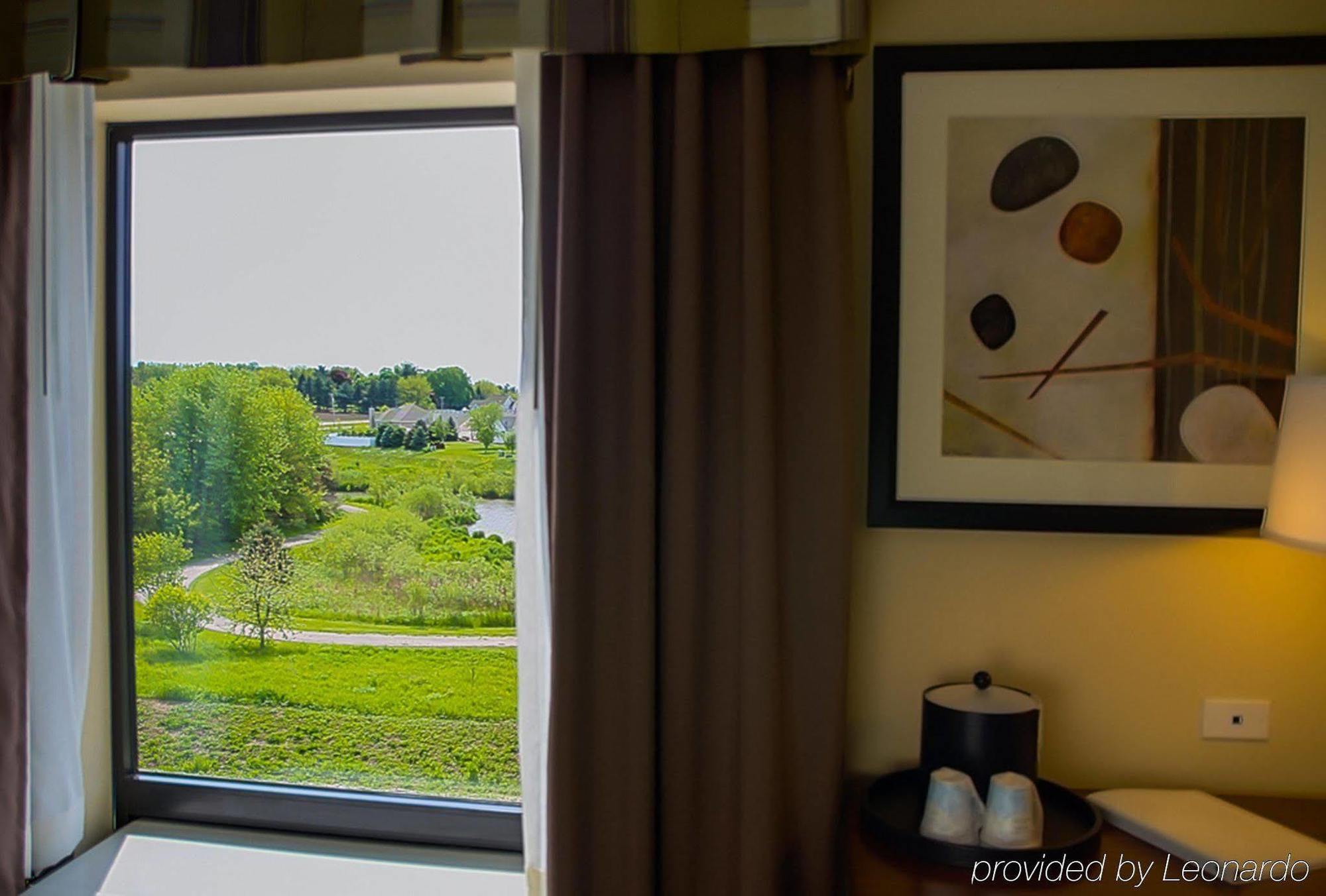 Hampton Inn Dekalb - Near The University Экстерьер фото